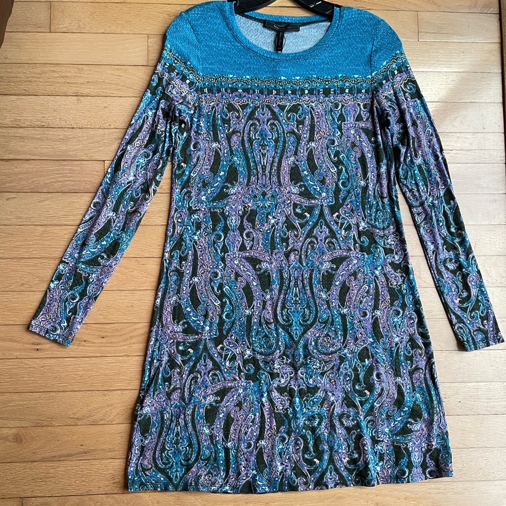 BCBGMaxazria Size XS Purple and Blue Paisley Shift Dress